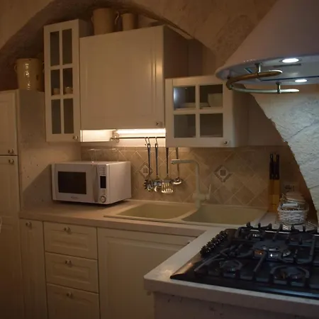Sardedd White Luxury *